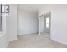 Bathroom - Th 01 - 1010 Portage Parkway, Vaughan, ON L4K0K3 Photo 9