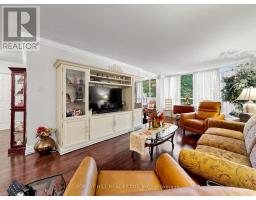 Laundry room - 225 - 14924 Yonge Street, Aurora, ON L4G6H7 Photo 7