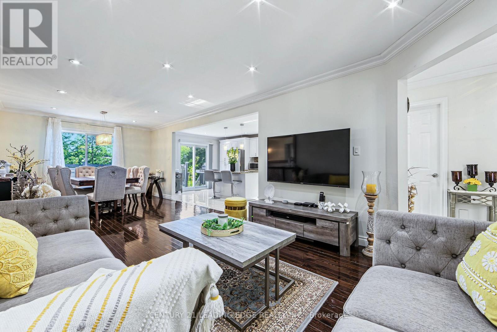 63 DANIELS CRESCENT - 13