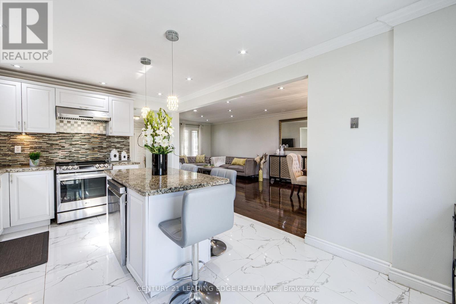 63 DANIELS CRESCENT - Image 23
