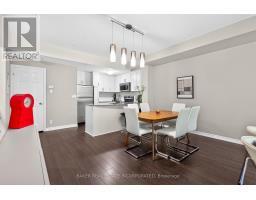 Th 31 - 120 Twenty Fourth Street, Toronto, ON M8V0B9 Photo 9