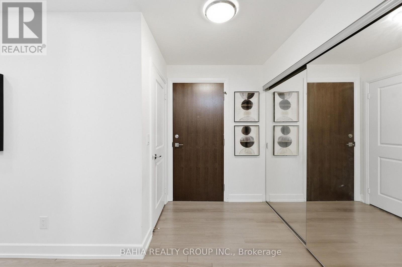 Photo of 301 - 6 EVA ROAD