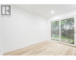 Bedroom 3 - 2104 Mississauga Road, Mississauga, ON L5H2K6 Photo 13