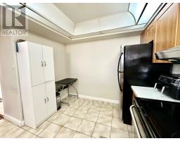 905 - 24 Hanover Road, Brampton, ON L6S5K8 Photo 9