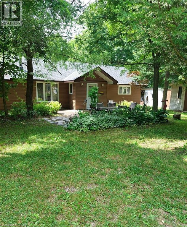 16431 HWY 35 Highway, Algonquin Highlands, Ontario, K0M1J1, Algonquin Highlands, Ontario — photo 2 of 5