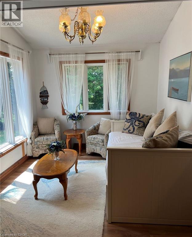 16431 HWY 35 Highway, Algonquin Highlands, Ontario, K0M1J1, Algonquin Highlands, Ontario — photo 3 of 5