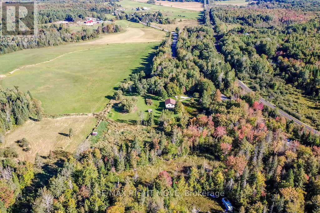 1223 SOUTHWOOD ROAD, Gravenhurst (Morrison) — photo 11