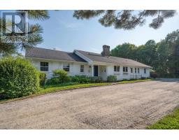 Primary Bedroom - 121 Victoria Street, Chester, NS B0J1J0 Photo 10