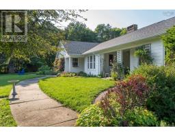 2pc Bathroom - 121 Victoria Street, Chester, NS B0J1J0 Photo 14