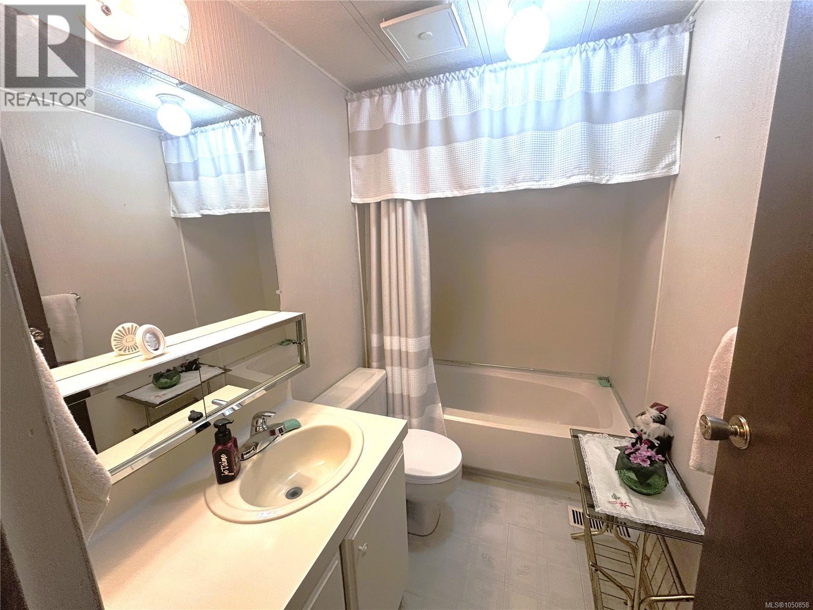 #78 3497 Gibbins Rd - 16