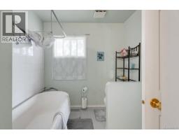 275 Bayview Ave, Ladysmith, BC V9G1B8 Photo 24