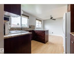 8836 150 Av Nw, Edmonton, AB T5E2N5 Photo 10