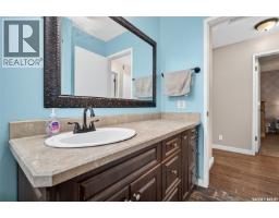 1214 Grandview Street W, Moose Jaw, SK S6H5M2 Photo 21