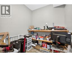 1214 Grandview Street W, Moose Jaw, SK S6H5M2 Photo 38