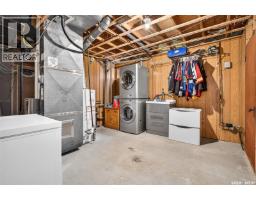 1214 Grandview Street W, Moose Jaw, SK S6H5M2 Photo 39