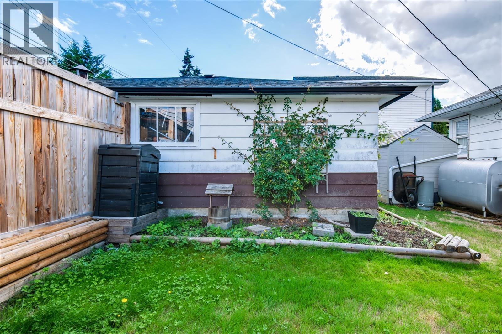2635 5th Ave - Image 19