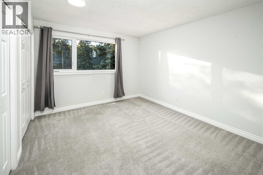 44 Stradwick Way SW - photo 30