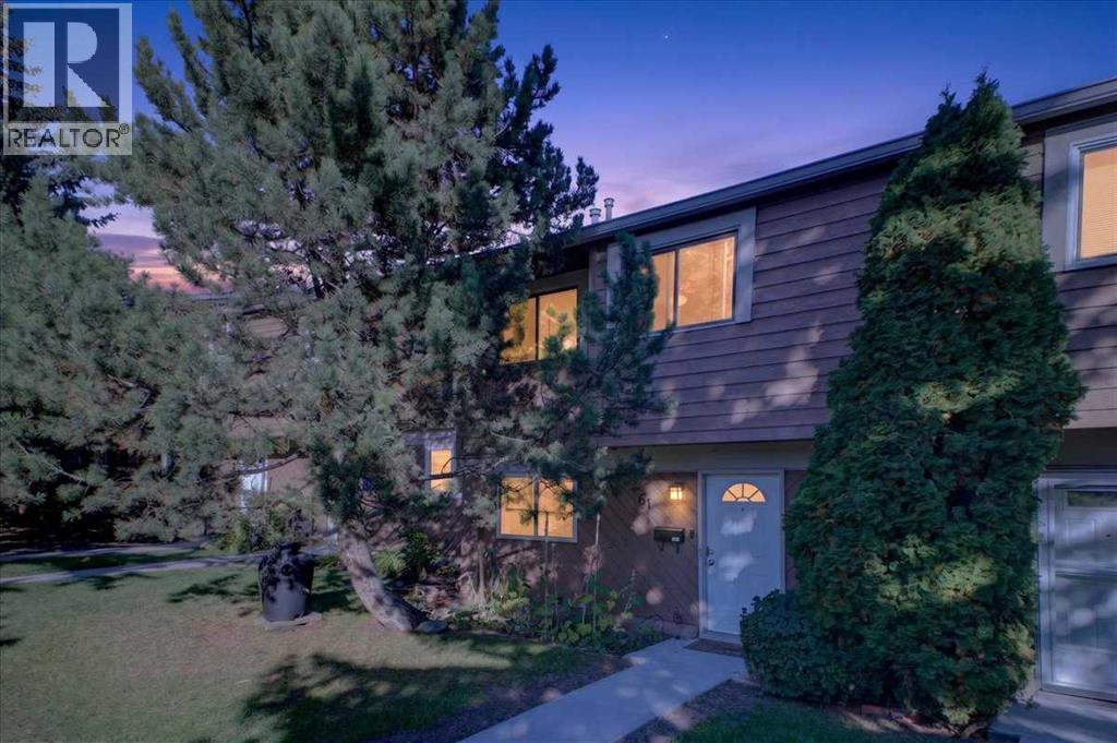 61, 4940 39 Avenue SW, Calgary