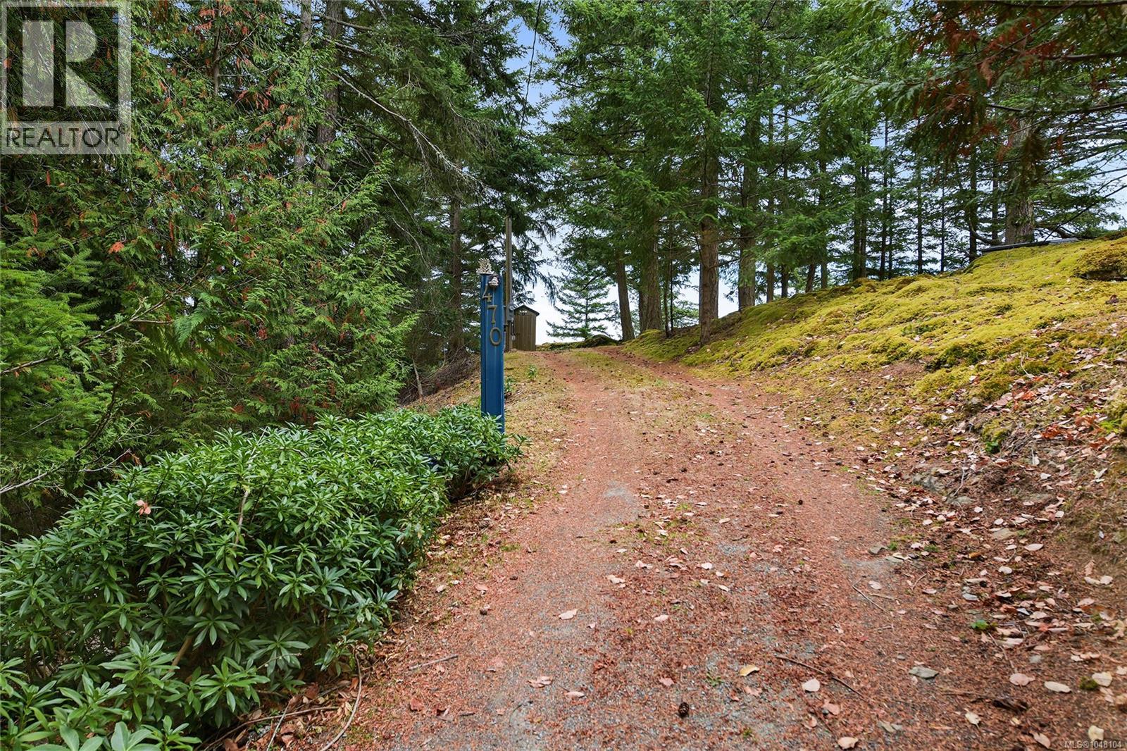 470 Heck Hill Rd, Mayne Island — photo 10
