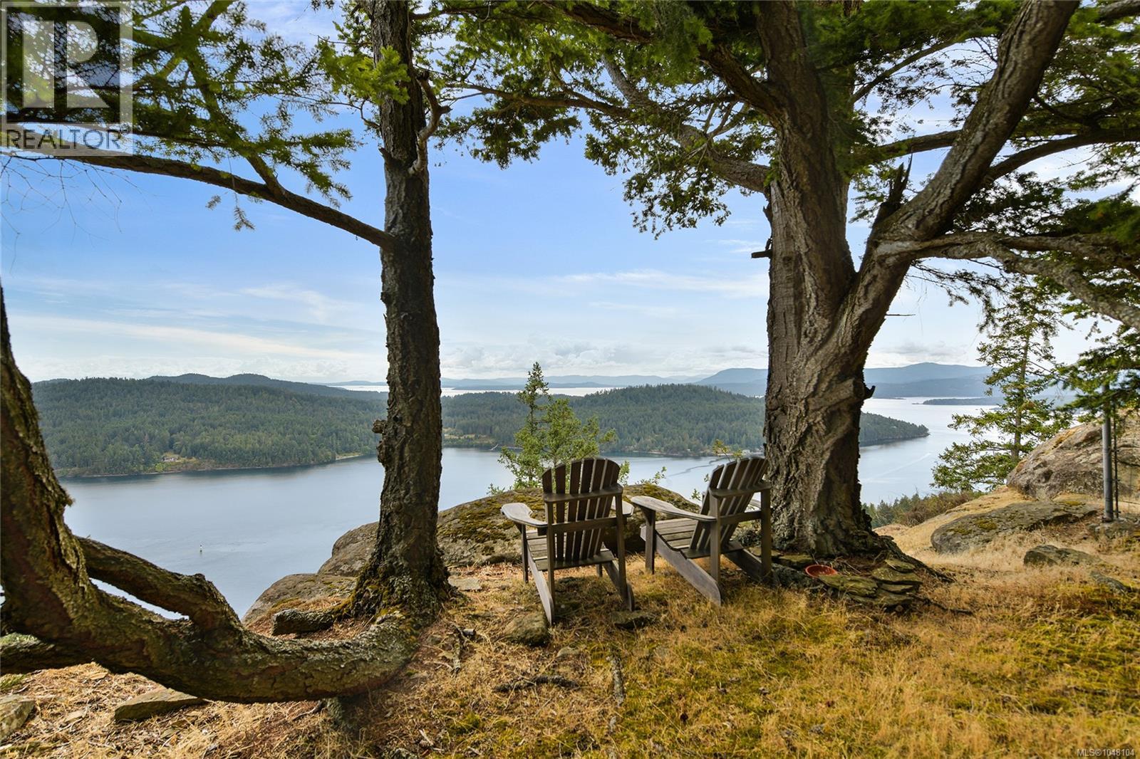 470 Heck Hill Rd, Mayne Island — photo 15