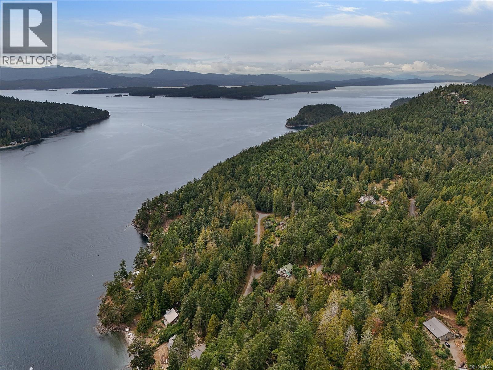 470 Heck Hill Rd, Mayne Island — photo 18