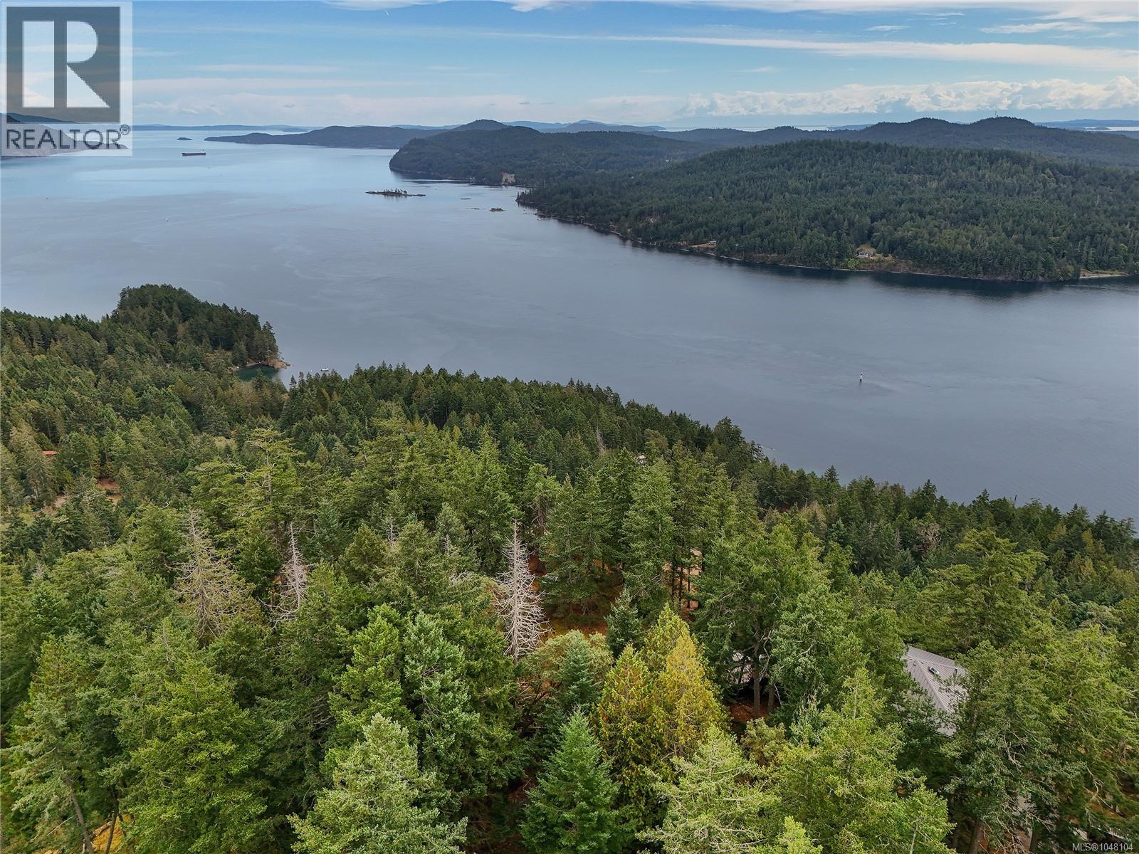 470 Heck Hill Rd, Mayne Island — photo 24