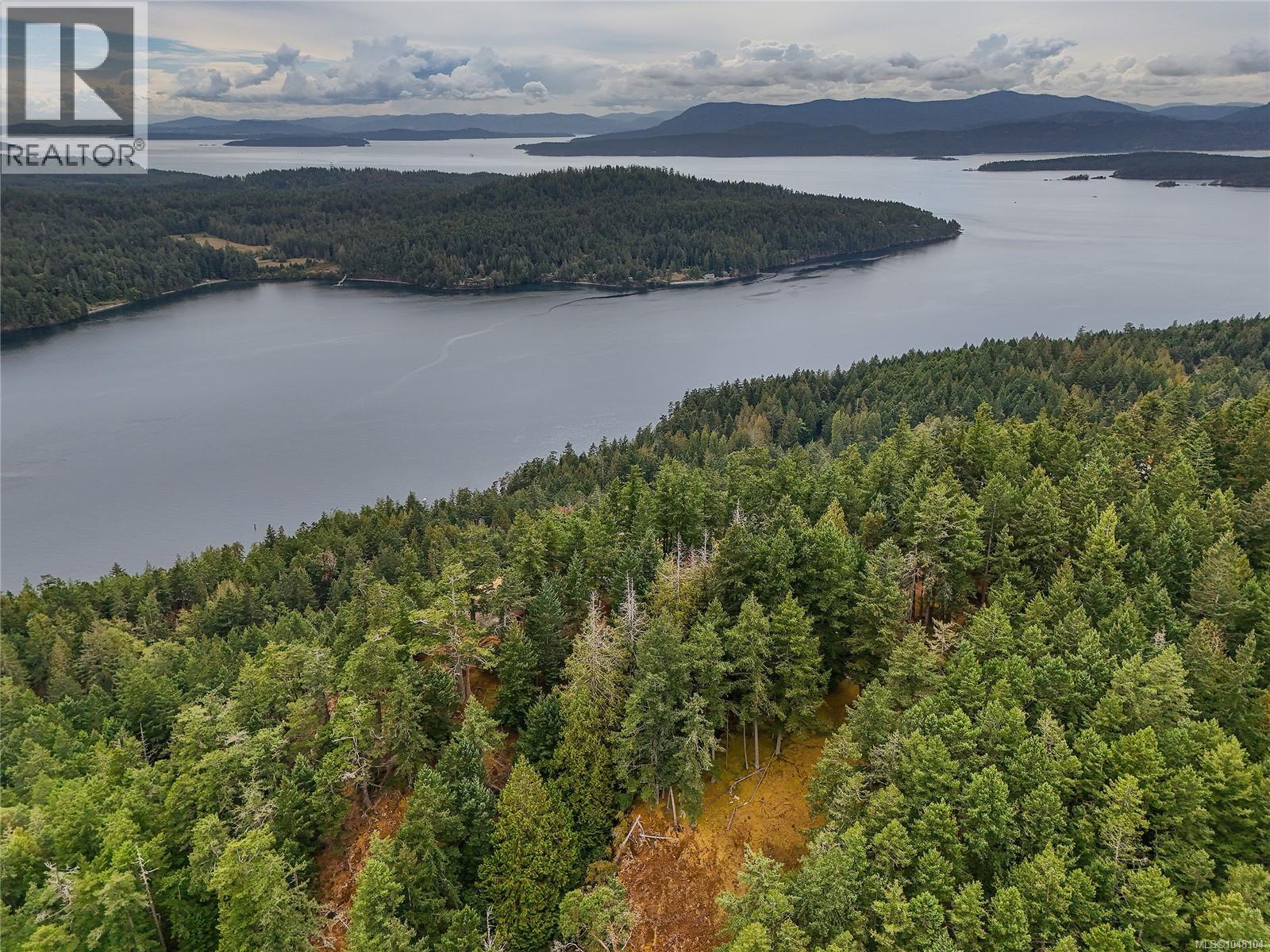 470 Heck Hill Rd, Mayne Island — photo 27