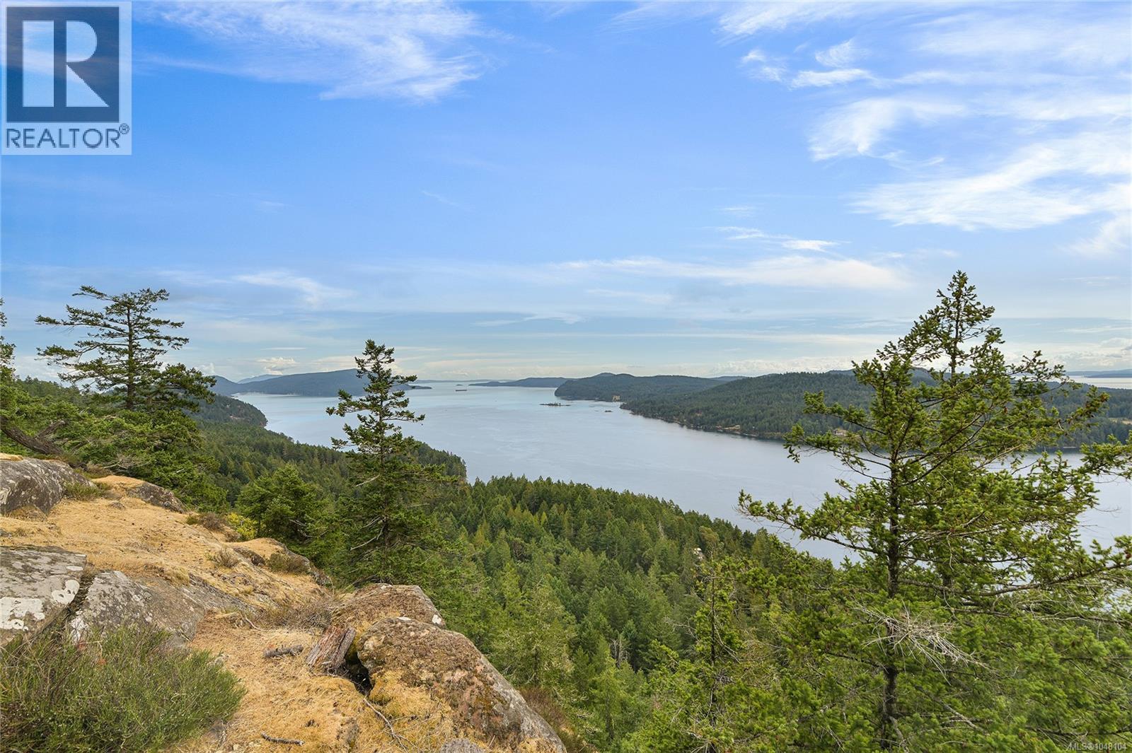 470 Heck Hill Rd, Mayne Island — photo 31