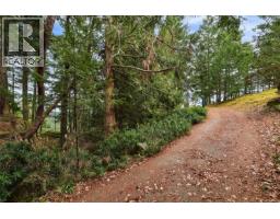 470 Heck Hill Rd, Mayne Island, BC V0N2J2 Photo 9