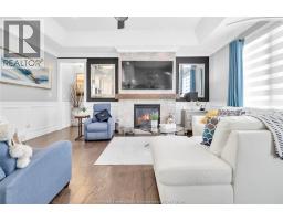 Family room/Fireplace - 388 Brunmar Crescent, Lakeshore, ON N8L0Y2 Photo 11