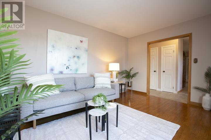 403 Sydenham RD - 18
