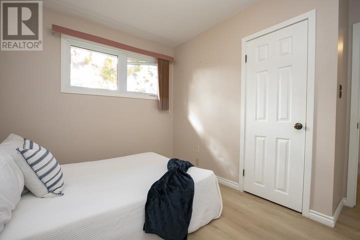 403 Sydenham RD - Image 33
