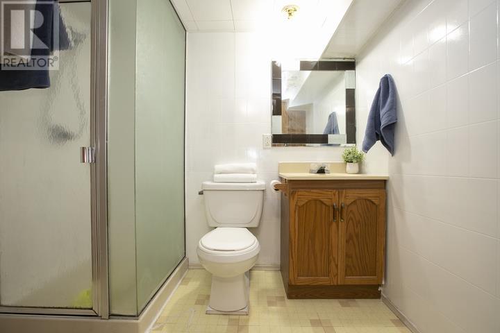 403 Sydenham RD - Image 44