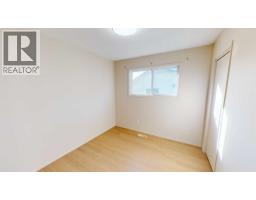 12124 95a Street, Grande Prairie, AB T8V5C5 Photo 8