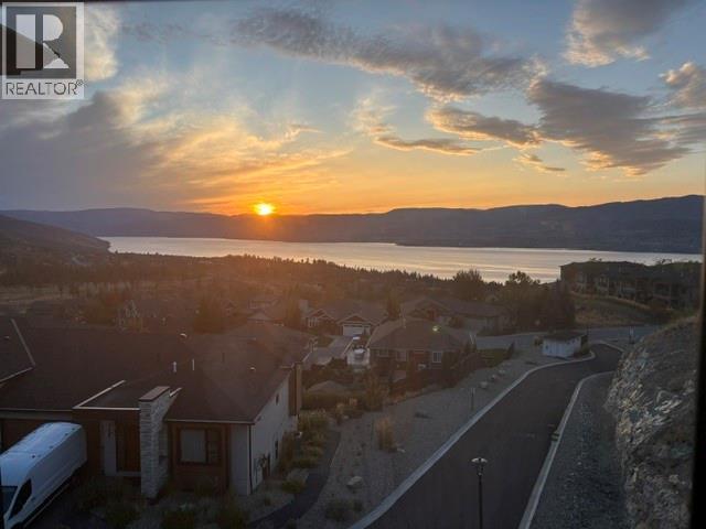 796 Kuipers Crescent Unit# 11, Kelowna