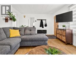 915 4th Avenue Nw, Moose Jaw, SK S6H3W9 Photo 14