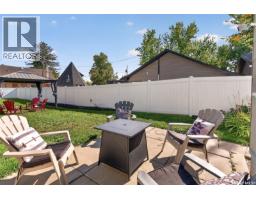 915 4th Avenue Nw, Moose Jaw, SK S6H3W9 Photo 43