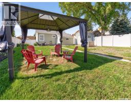 915 4th Avenue Nw, Moose Jaw, SK S6H3W9 Photo 48