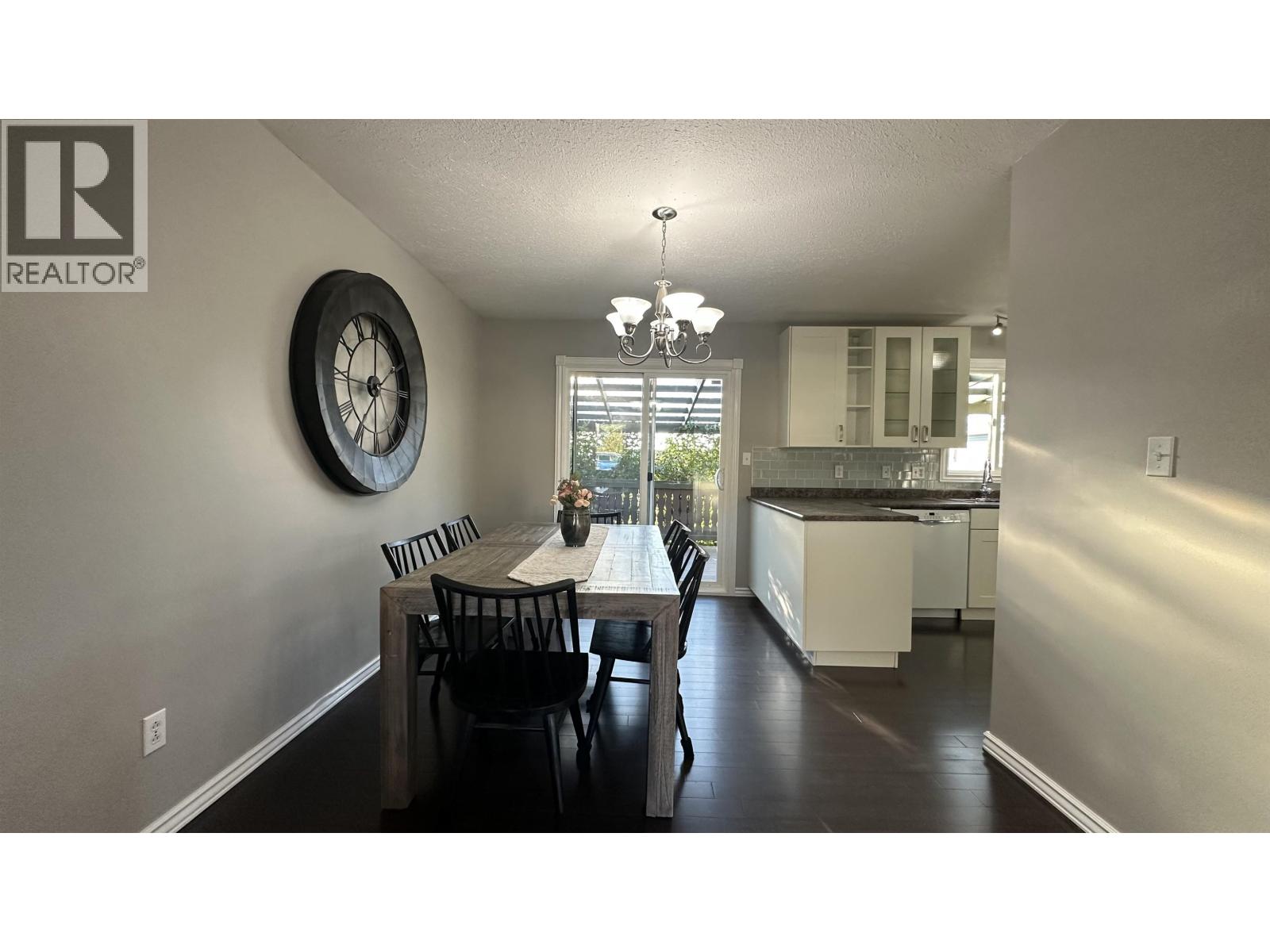 9008 87 STREET - 7