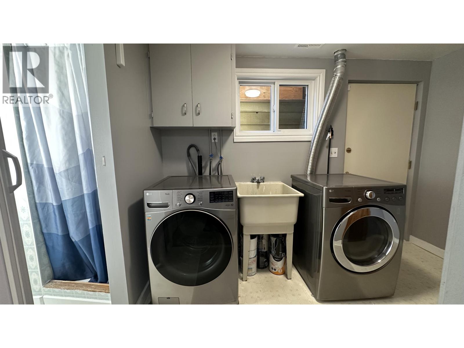 9008 87 STREET - 23