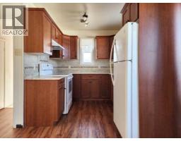 422 21 Street S - photo 9