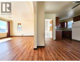 422 21 Street S - photo 6