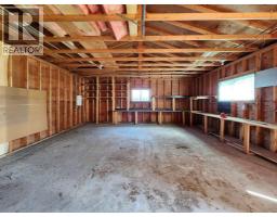 422 21 Street S - photo 39