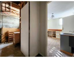 422 21 Street S - photo 34