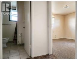 422 21 Street S - photo 26