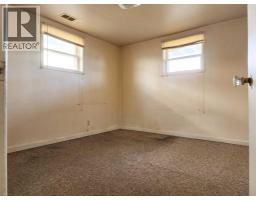 422 21 Street S - photo 28