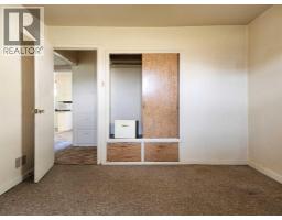 422 21 Street S - photo 29