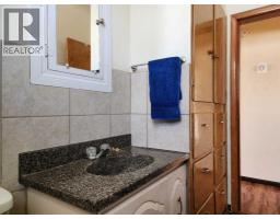 422 21 Street S - photo 16