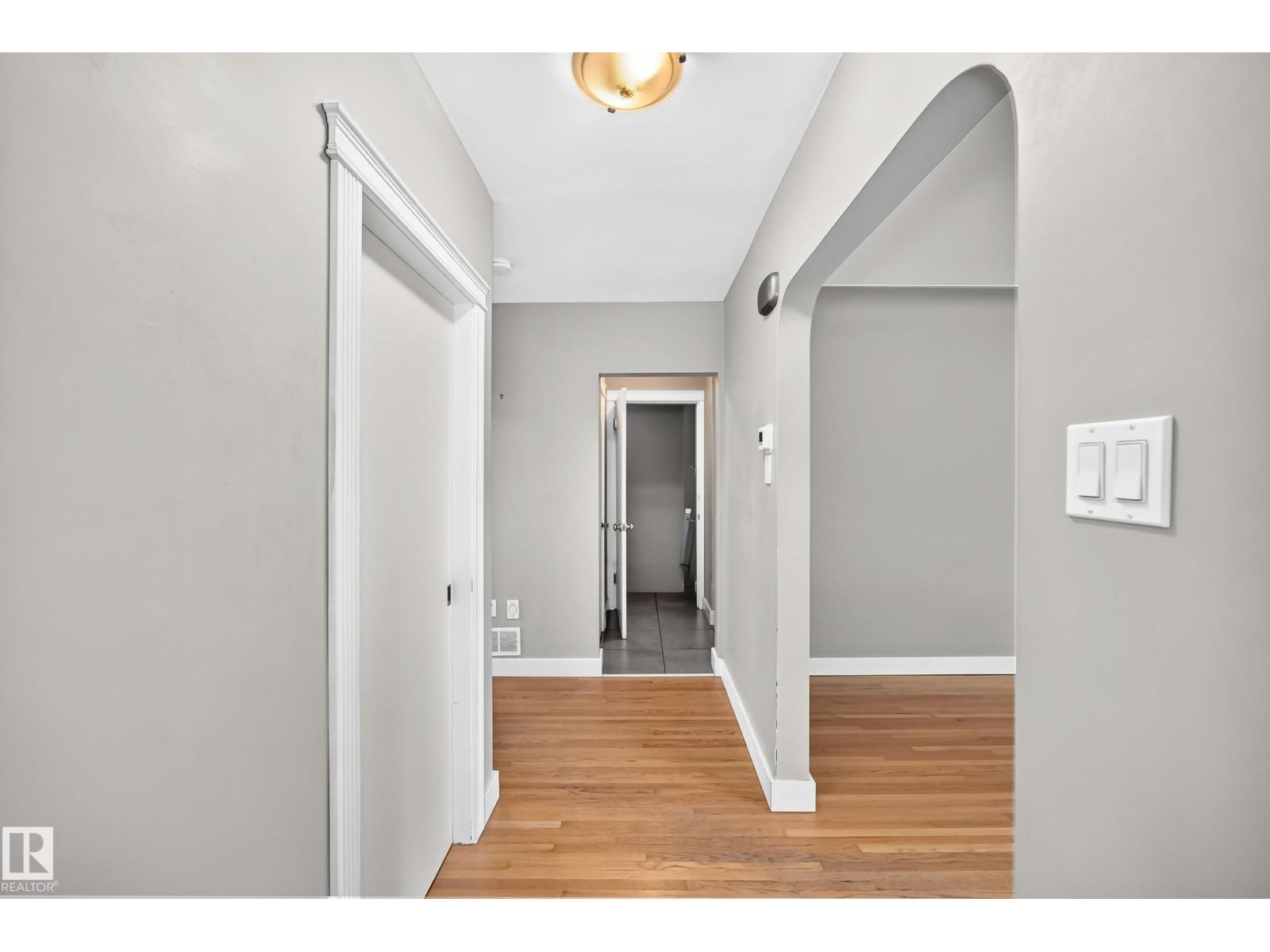 10715 133 ST NW - 10