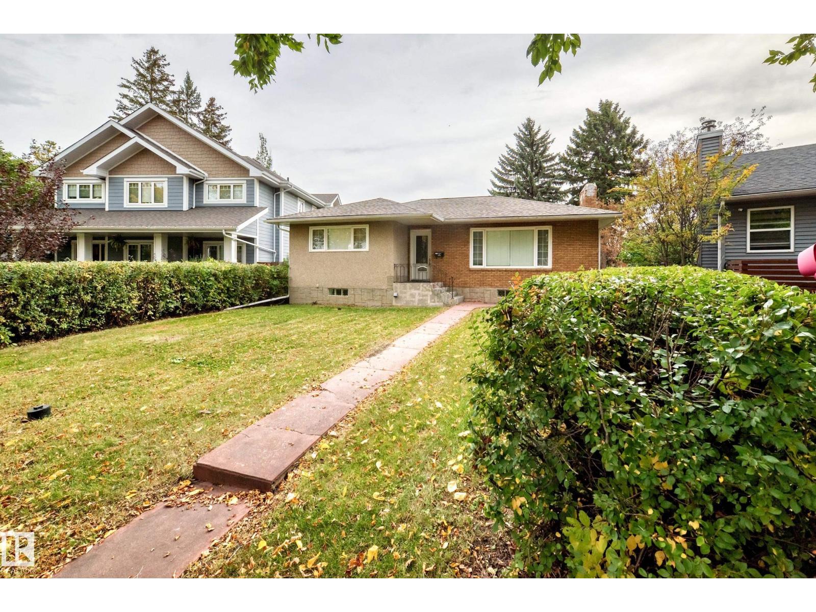 10715 133 ST NW - 3